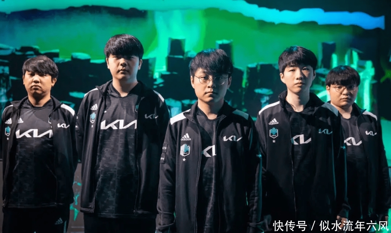 包括在左路 包括在左路